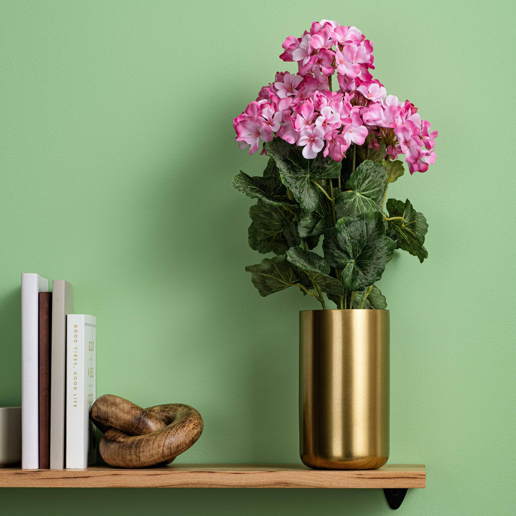 Artificial Light Pink Geranium Bush